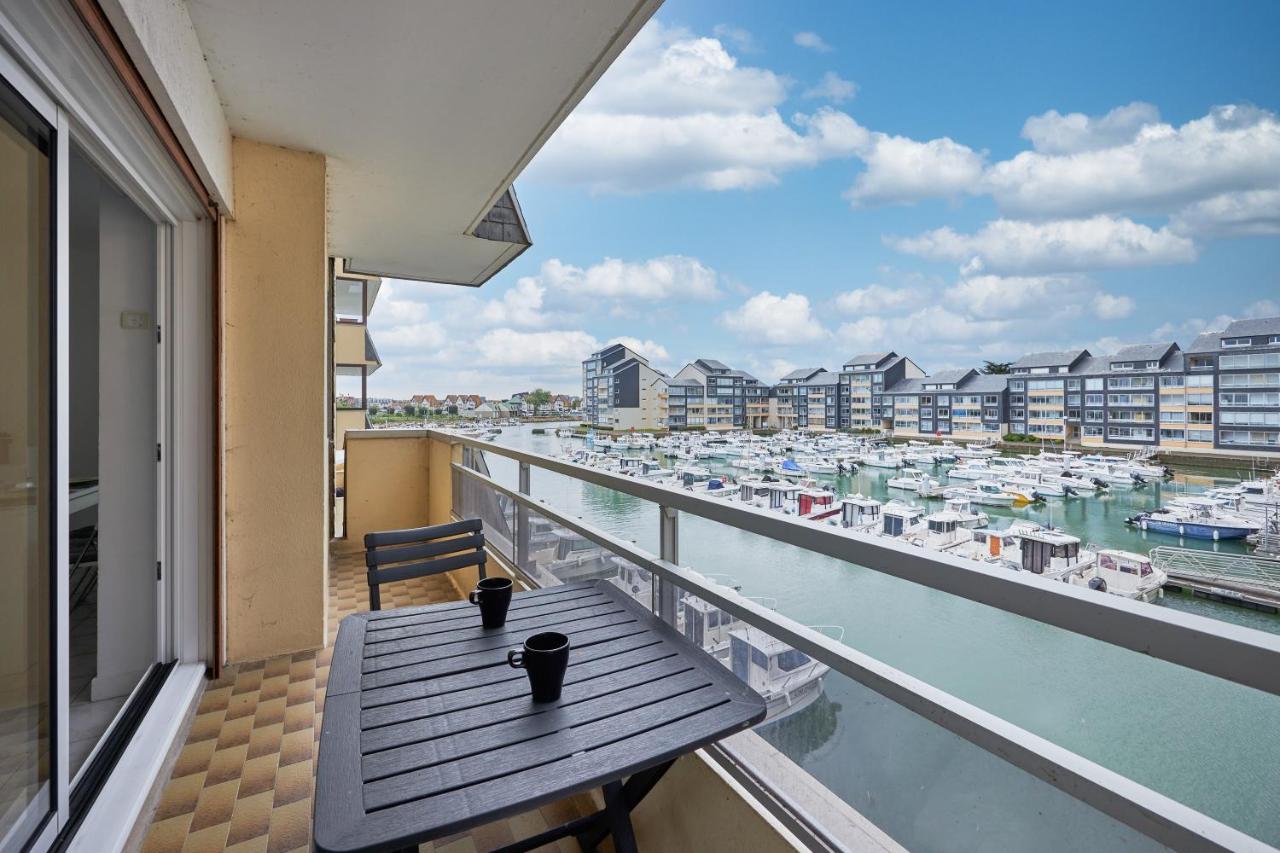 Juno Marina Apartment Курсел-сюр-Мер Екстериор снимка
